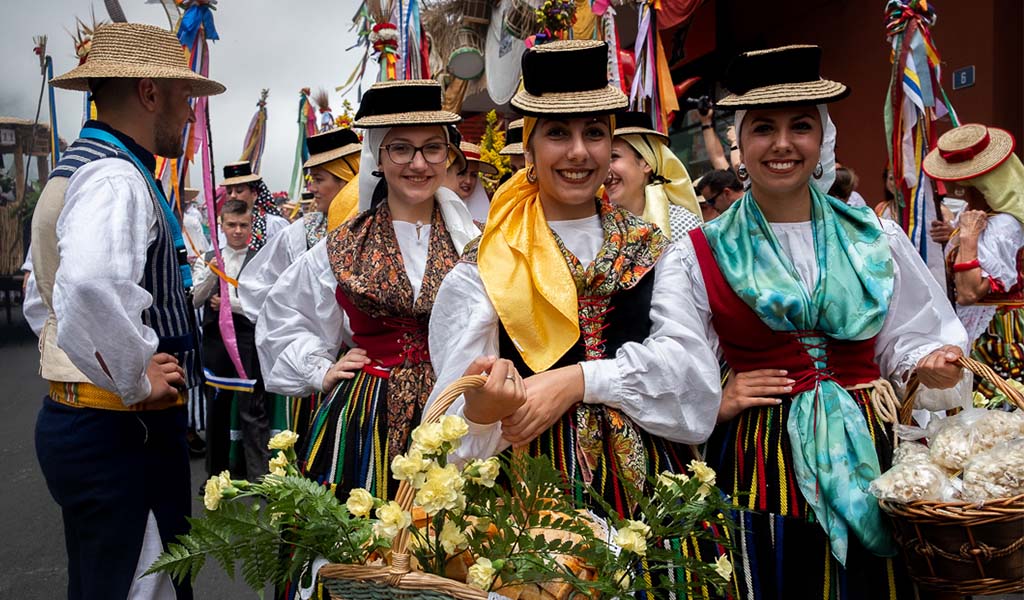 Die 5 besten Wallfahrten und 3 unverzichtbaren Tänze der "Los Magos" auf Teneriffa