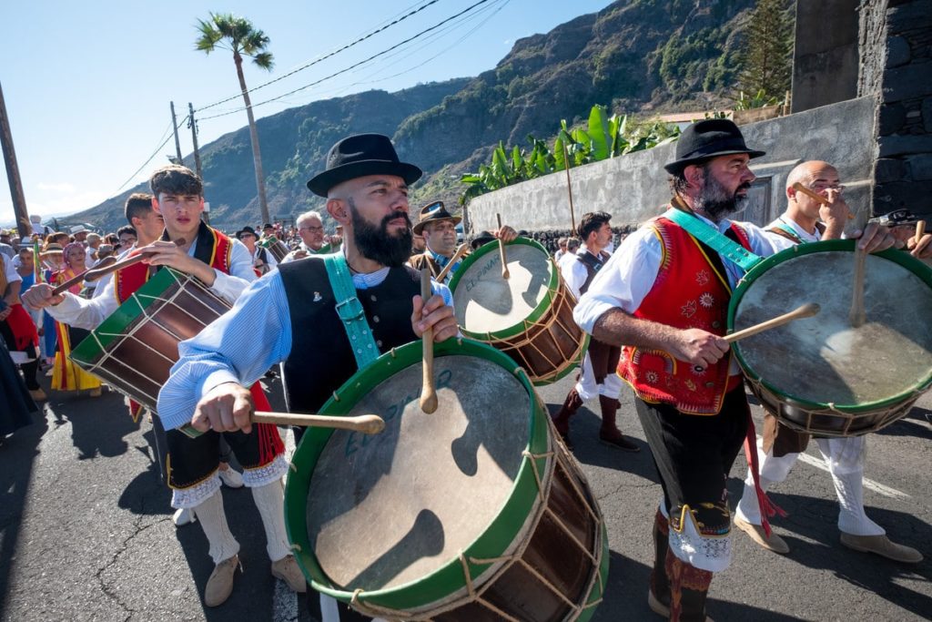 Die 5 besten Wallfahrten und 3 unverzichtbaren Tänze der "Los Magos" auf Teneriffa
