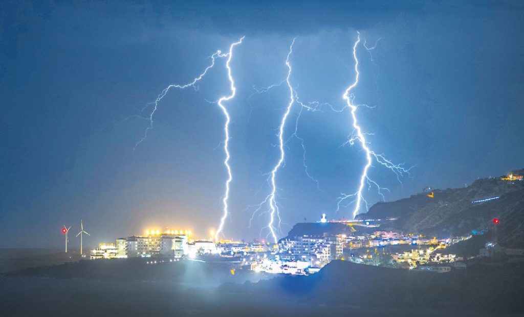 AEMET gibt gelbe und orange Wetterwarnungen für die Kanarischen Inseln heraus: Neues Sturmsystem erwartet