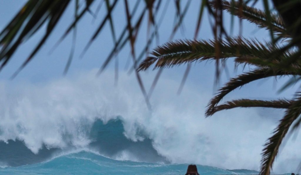 Küstenalarm auf den Kanarischen Inseln: Wellen von bis zu fünf Metern und gelbe Warnungen in Kraft