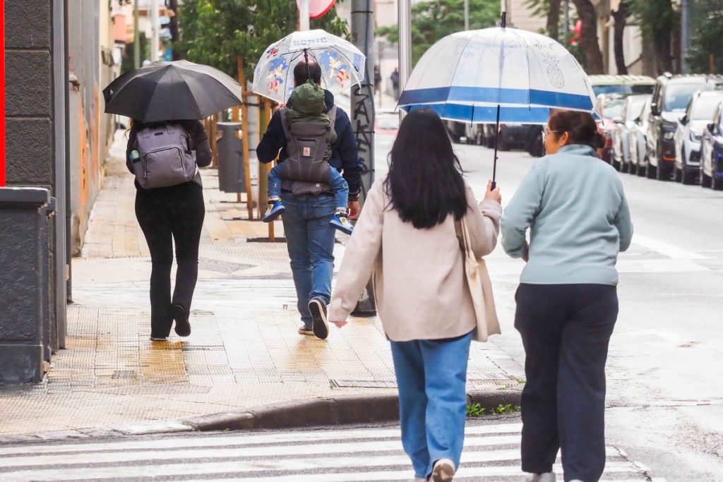 Wetterumschwung am Donnerstag auf den Kanarischen Inseln: Regen und gelbe Warnungen von AEMET